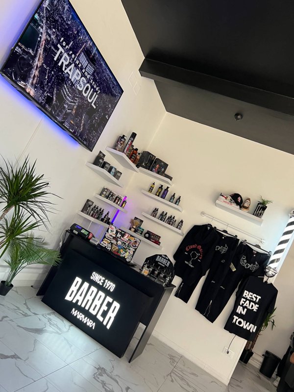 negozio in vendita a Verona in zona San Massimo all'Adige