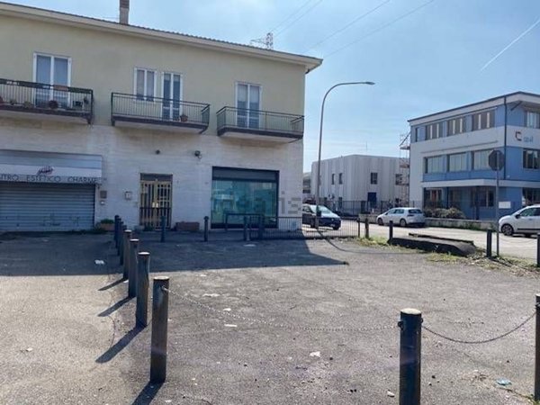 locale di sgombero in vendita a Verona in zona Golosine