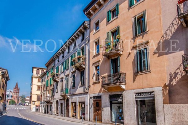 appartamento in vendita a Verona in zona Veronetta