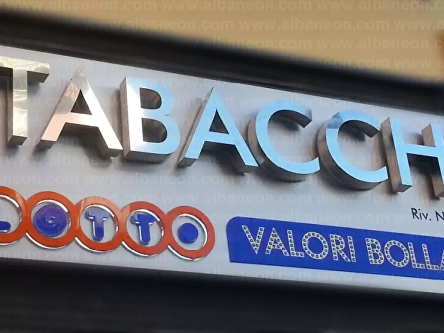 negozio in vendita a Verona in zona Borgo Roma