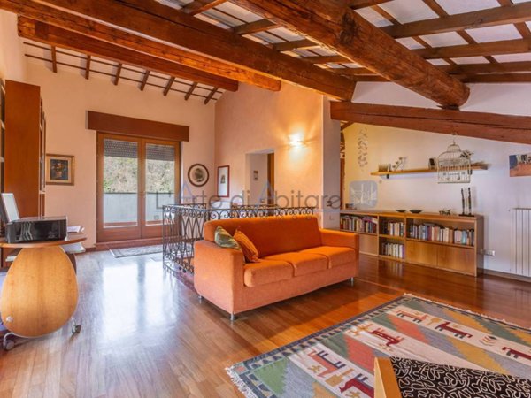 casa indipendente in vendita a Verona in zona Avesa