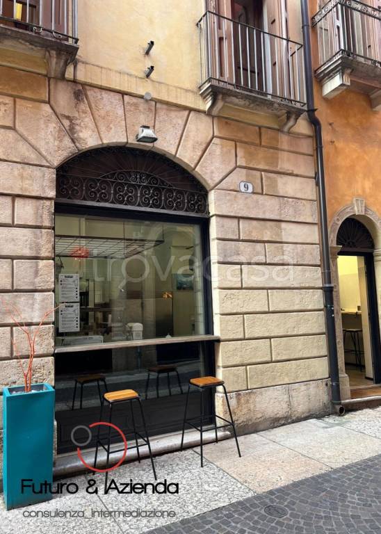 trivano in vendita a Verona in zona Centro Storico