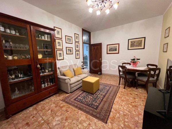 appartamento in vendita a Verona in zona Santa Lucia
