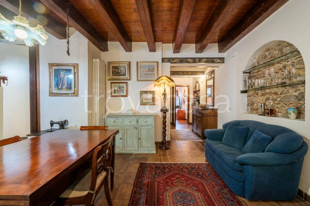appartamento in vendita a Verona in zona Centro Storico