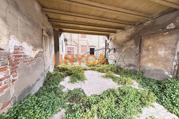 casa indipendente in vendita a Verona in zona San Michele Extra