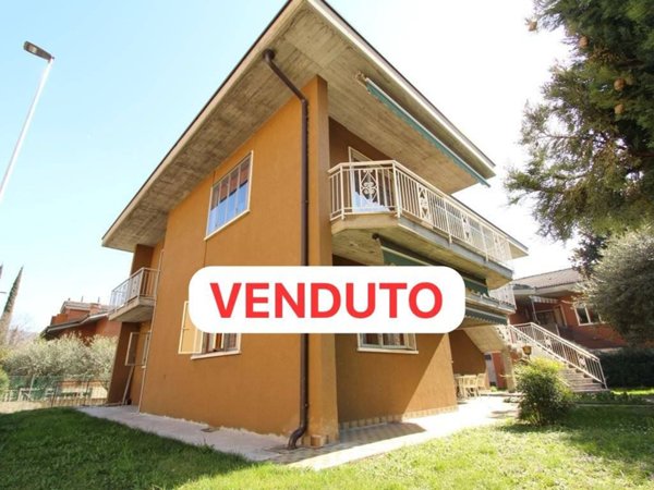 casa indipendente in vendita a Verona