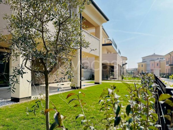 casa indipendente in vendita a Verona in zona Quinzano