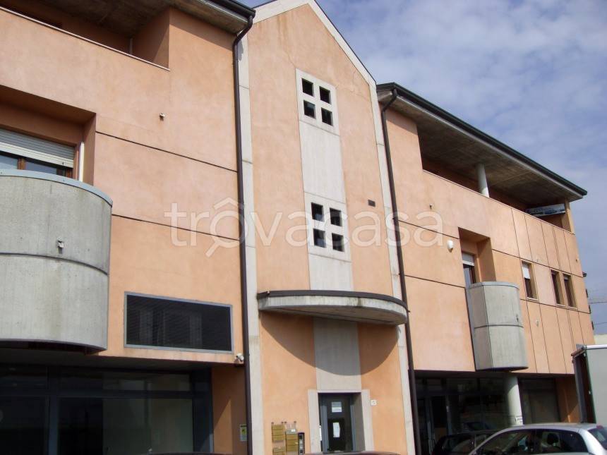 appartamento in vendita a Verona in zona Borgo Milano