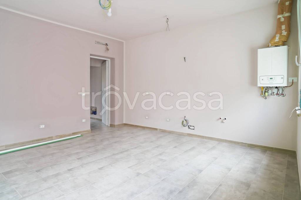casa indipendente in vendita a Verona in zona Cadidavid