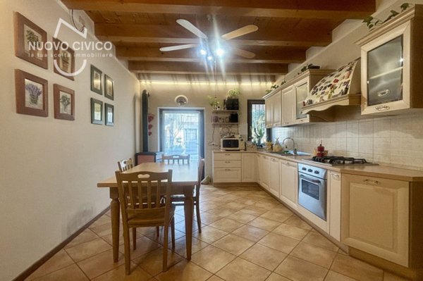 casa indipendente in vendita a Verona in zona San Michele Extra