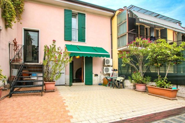 appartamento in vendita a Verona in zona Borgo Roma