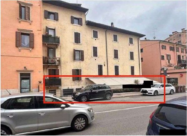 negozio in vendita a Verona in zona Veronetta