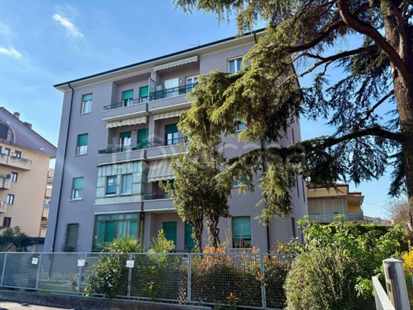 appartamento in vendita a Verona in zona Centro Storico