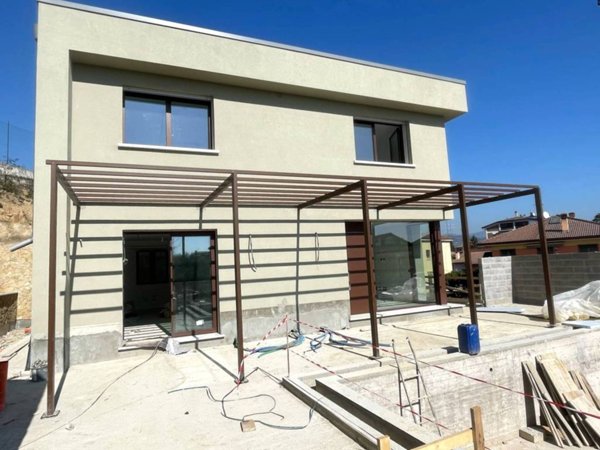 casa indipendente in vendita a Verona in zona Veronetta