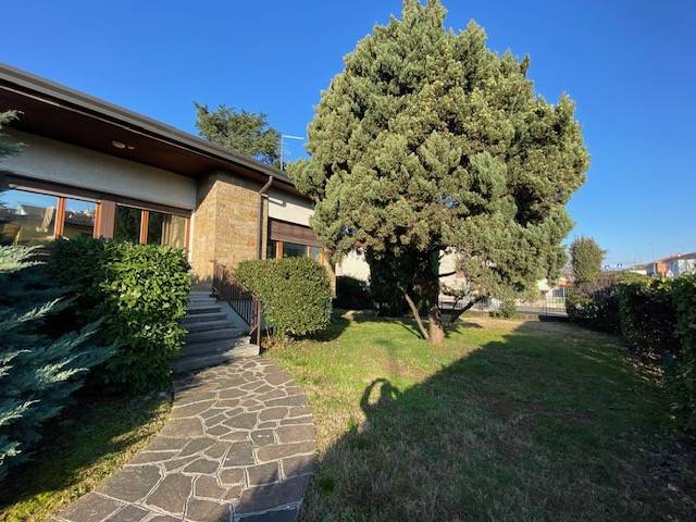 casa indipendente in vendita a Verona in zona San Massimo all'Adige