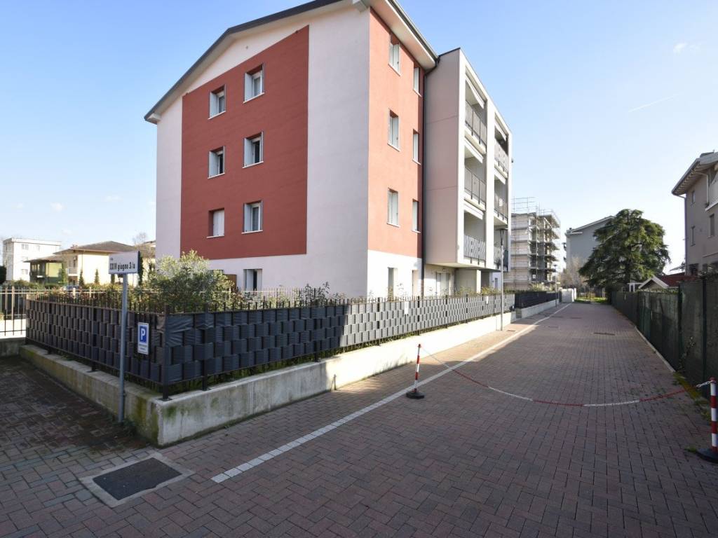 appartamento in vendita a Verona in zona San Massimo all'Adige