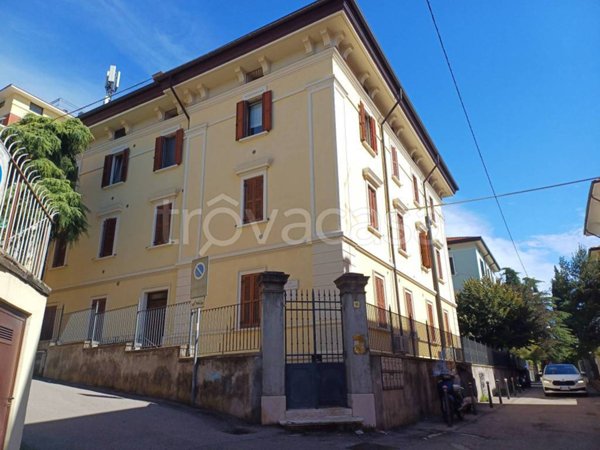 appartamento in vendita a Verona in zona Veronetta