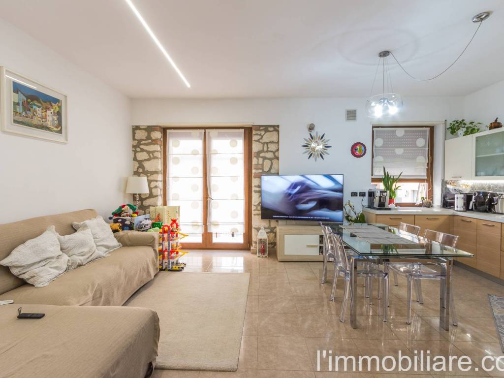 appartamento in vendita a Verona in zona Borgo Milano