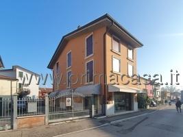 appartamento in vendita a Verona in zona Santa Lucia