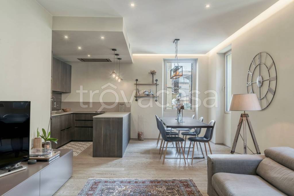 appartamento in vendita a Verona in zona Centro Storico