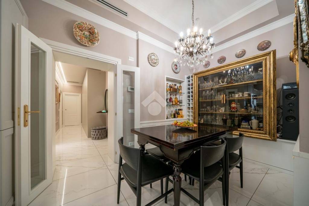 appartamento in vendita a Verona in zona Centro Storico