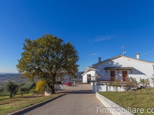 casa indipendente in vendita a Verona in zona Mizzole
