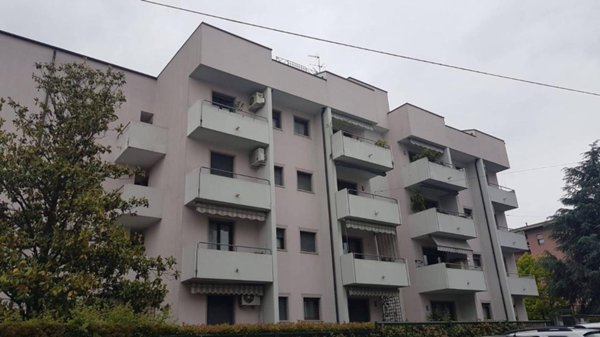 appartamento in vendita a Verona in zona Borgo Milano
