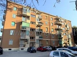 appartamento in vendita a Verona in zona Santa Lucia