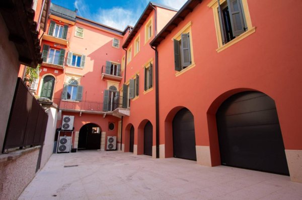 appartamento in vendita a Verona in zona Cittadella