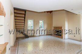casa indipendente in vendita a Verona in zona Porto Crencano