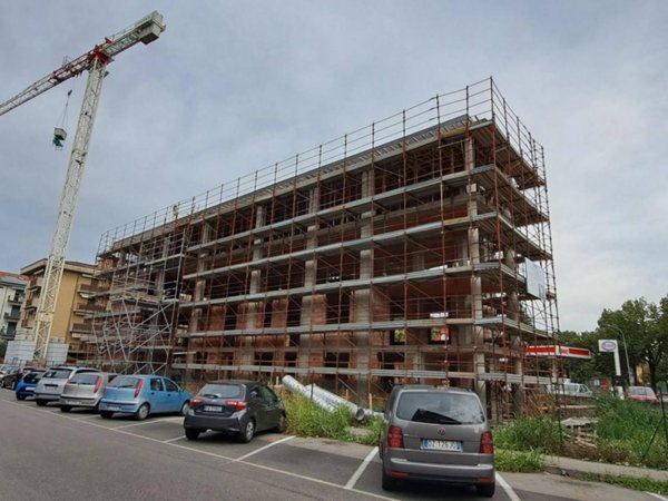 appartamento in vendita a Verona in zona Borgo Roma