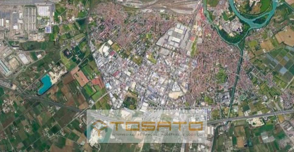 terreno edificabile in vendita a Verona in zona Borgo Roma