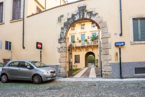 appartamento in vendita a Verona in zona Centro Storico