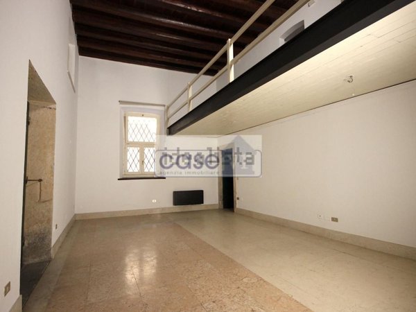 appartamento in vendita a Verona in zona Centro Storico