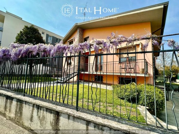 casa indipendente in vendita a Verona in zona San Massimo all'Adige