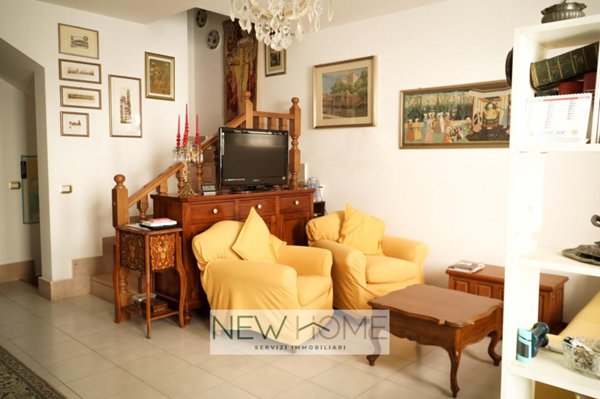 casa indipendente in vendita a Verona in zona Borgo Roma