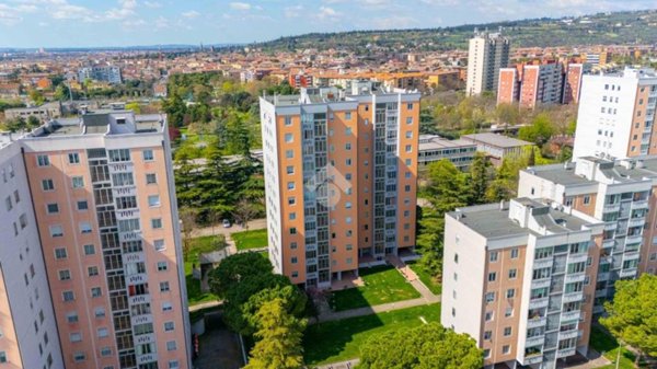 appartamento in vendita a Verona in zona Borgo Venezia / Borgo Trieste