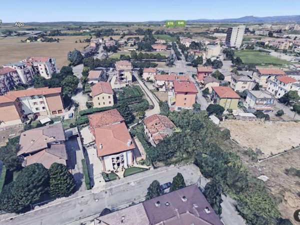 casa indipendente in vendita a Verona in zona Centro Storico