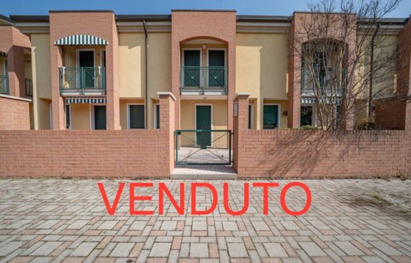 casa indipendente in vendita a Verona in zona San Michele Extra