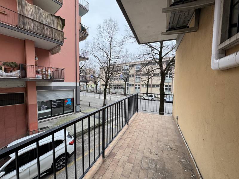 appartamento in vendita a Verona in zona Borgo Roma