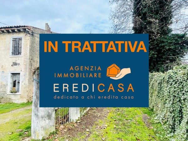 casa indipendente in vendita a Verona in zona Santa Lucia