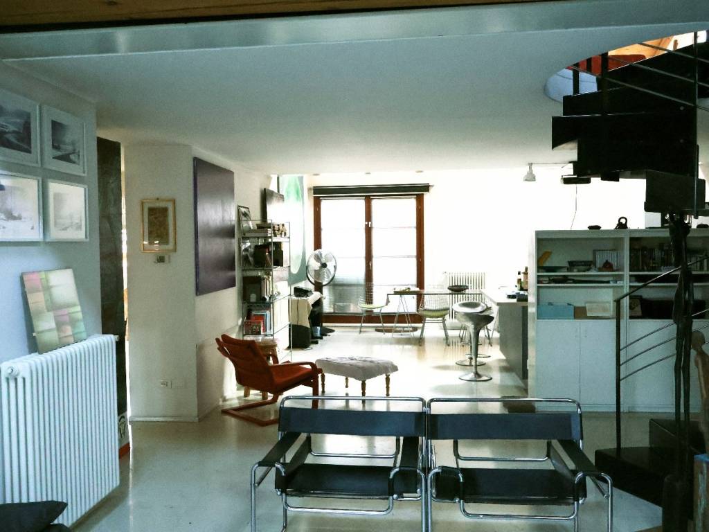 appartamento in vendita a Verona in zona San Zeno