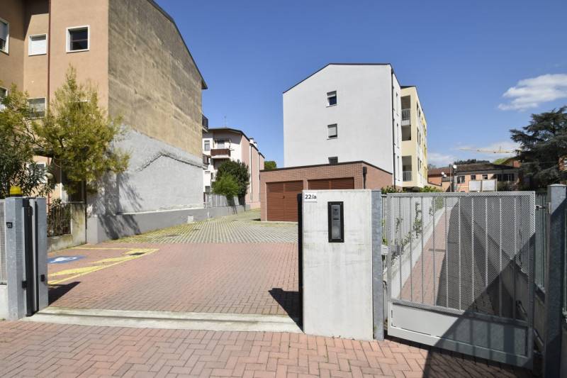 appartamento in vendita a Verona in zona Parona di Valpolicella