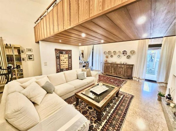 casa indipendente in vendita a Verona