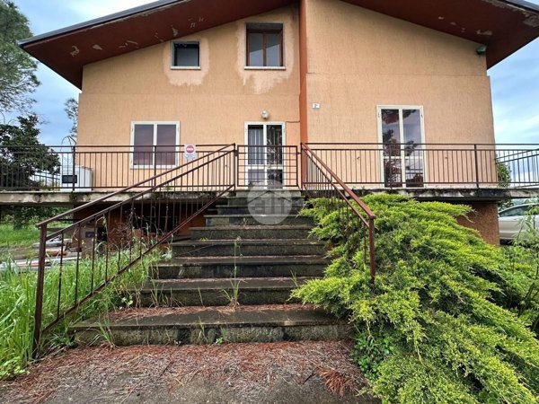casa indipendente in vendita a Verona