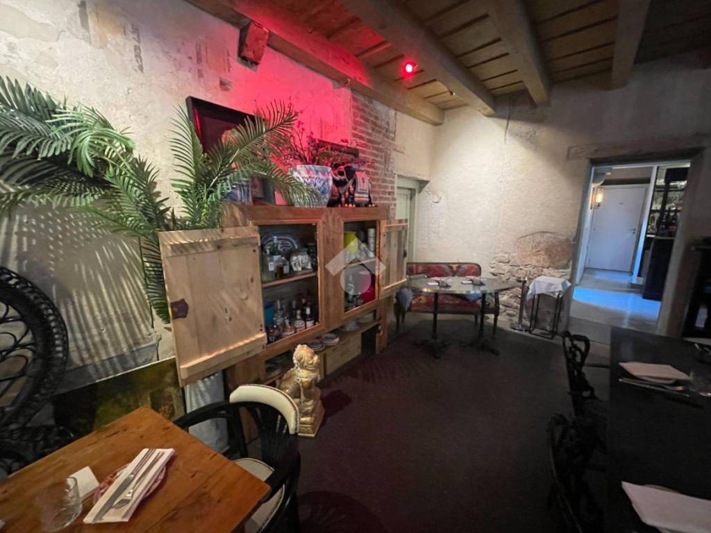 negozio in vendita a Verona in zona Centro Storico