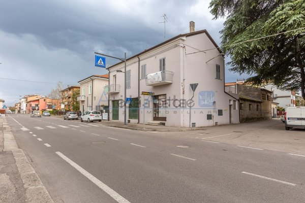 appartamento in vendita a Verona in zona Borgo Roma