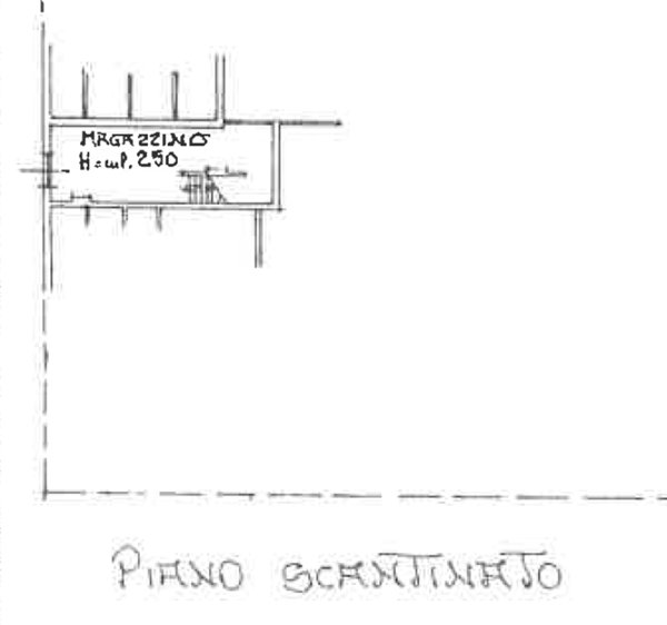 negozio in vendita a Verona in zona San Massimo all'Adige