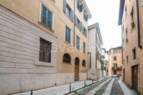 appartamento in vendita a Verona in zona Centro Storico
