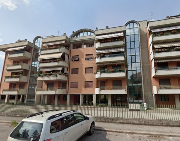 ufficio in vendita a Verona in zona Borgo Milano